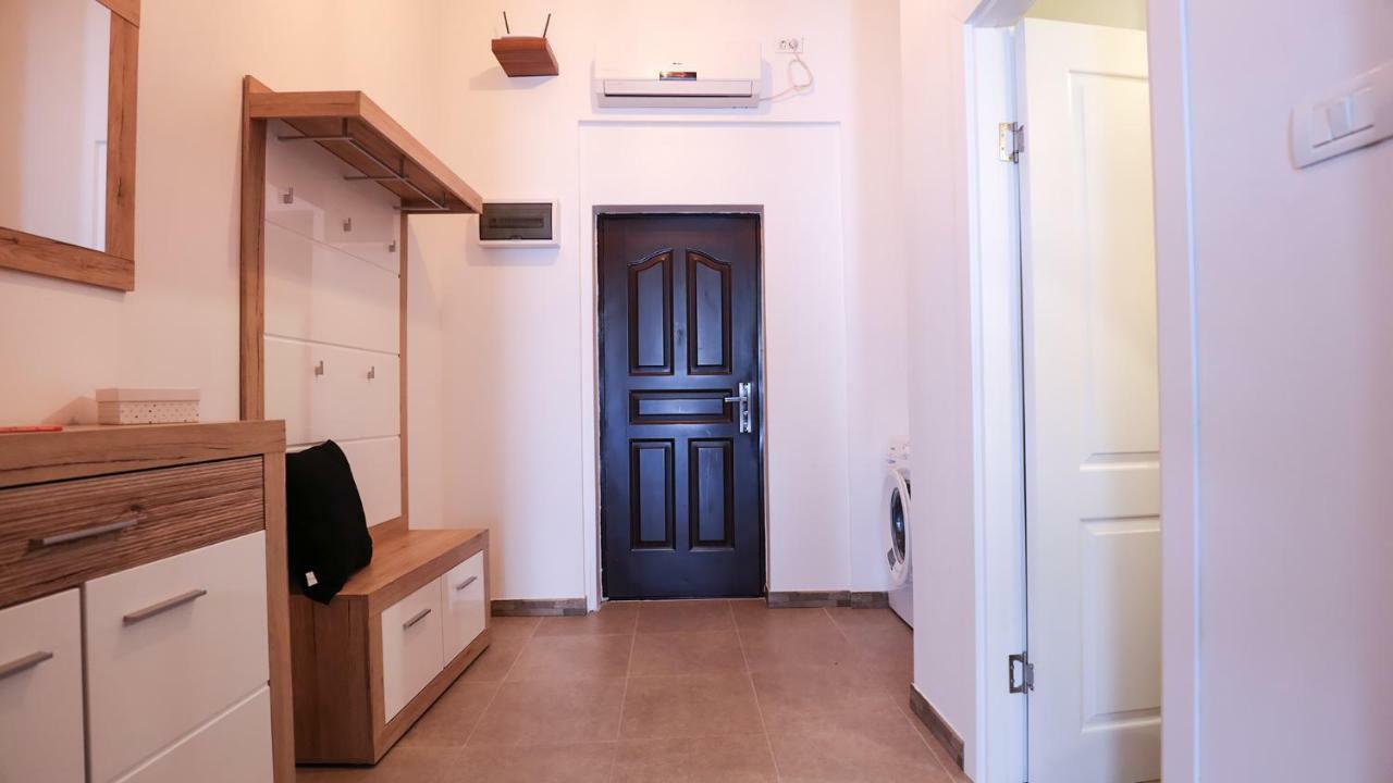 Unirii Old Square Apartments 4 Τιμισοάρα Εξωτερικό φωτογραφία